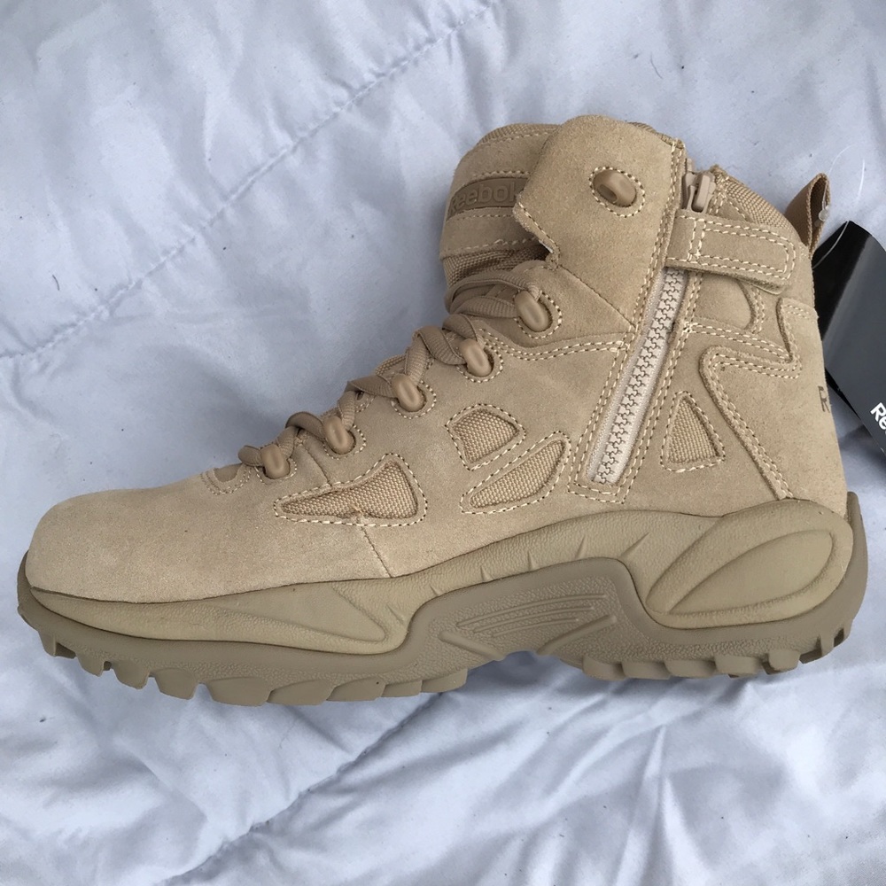 Men’s Reebok boots